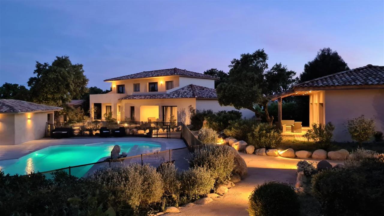 Lantana Villa *